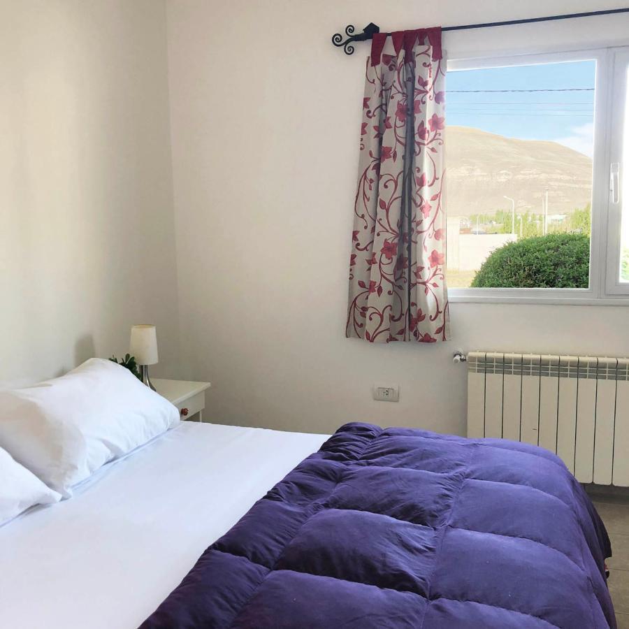 ホテル Hospedar Calafate - Los Lupinos エル・カラファテ エクステリア 写真